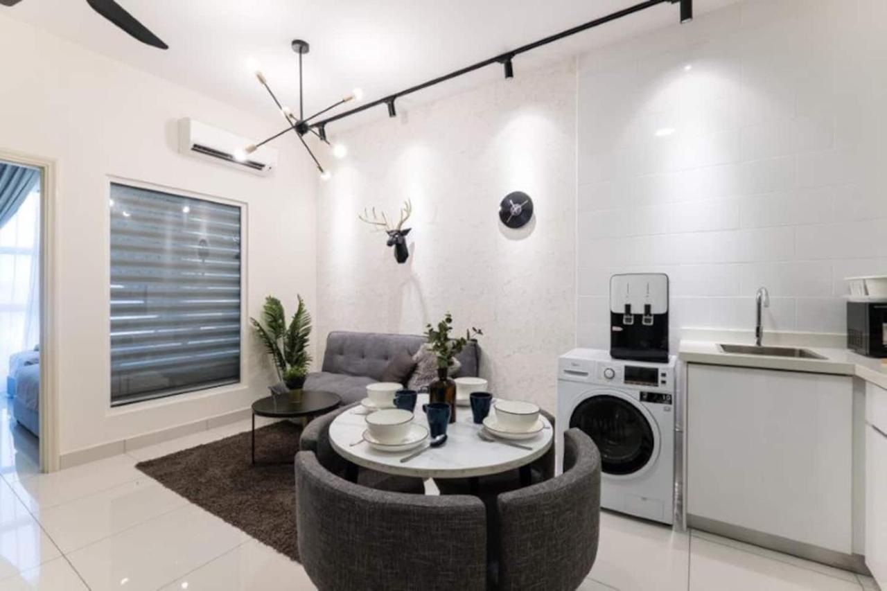 Arte Mont Kiara 3Pax Jacuzzi Pool Gym Near Mitec Matrade Apartment Kuala Lumpur Luaran gambar