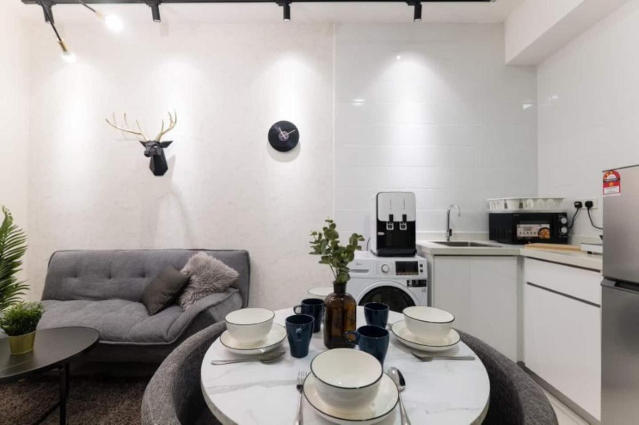 Arte Mont Kiara 3Pax Jacuzzi Pool Gym Near Mitec Matrade Apartment Kuala Lumpur Luaran gambar