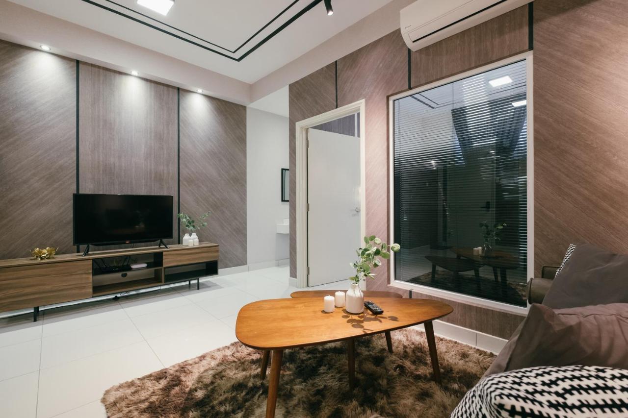 Arte Mont Kiara 3Pax Jacuzzi Pool Gym Near Mitec Matrade Apartment Kuala Lumpur Luaran gambar